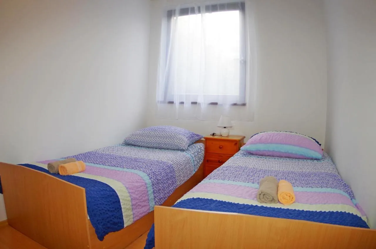 Apartments Melita Valbandon Croacia