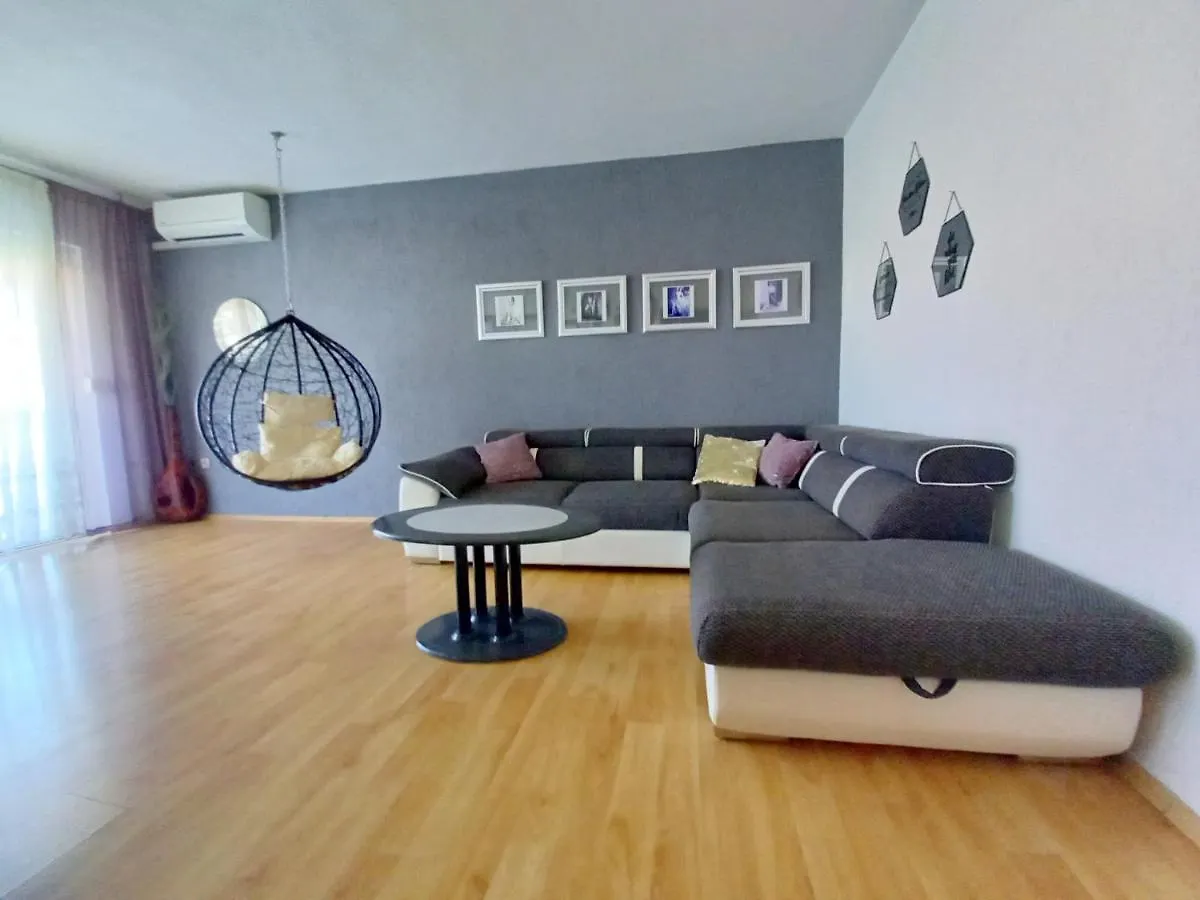 Apartments Melita Valbandon